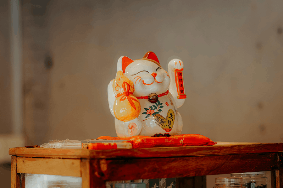 日本の迷信: 6 Japanese Common Superstitions Explained | SAYAS Japanese School